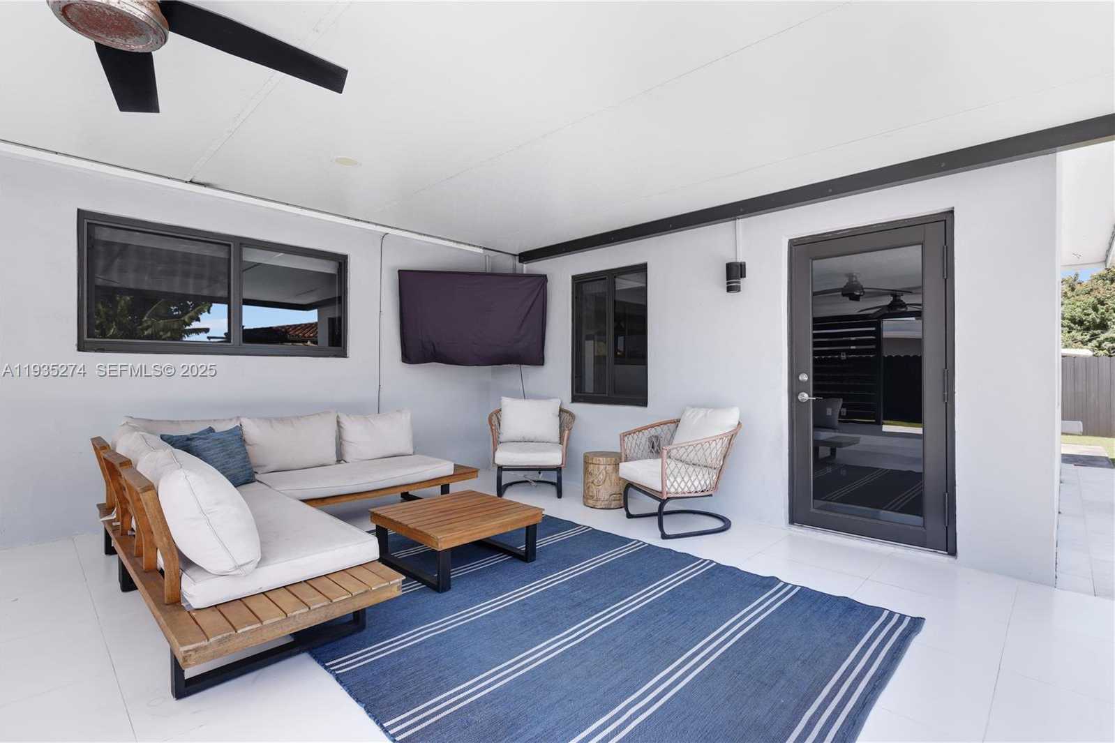 Small Image of 4165 WEST 5TH LN, Hialeah Number 27