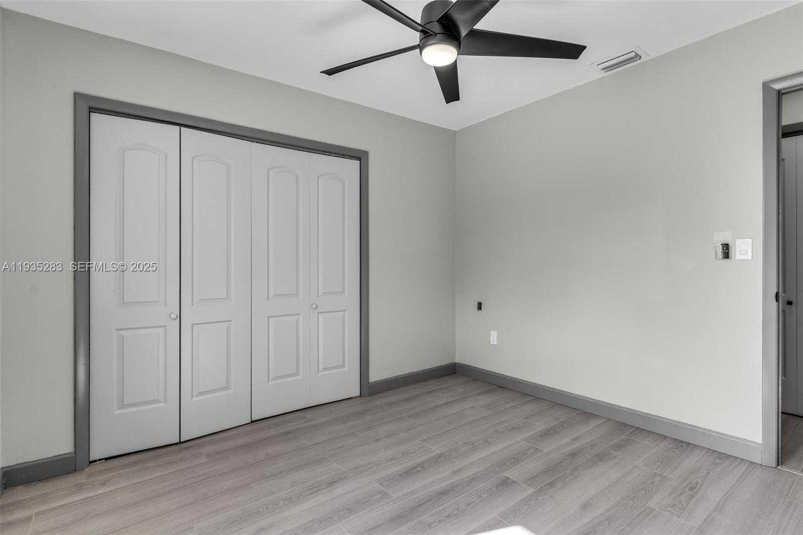 Small Image of 13755 SOUTH WEST 23RD TER, Miami Number 13