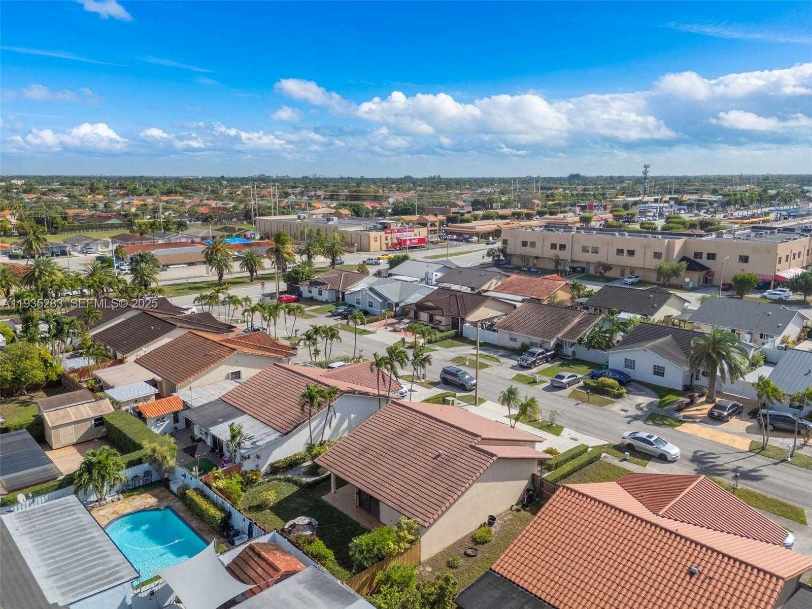 Small Image of 13755 SOUTH WEST 23RD TER, Miami Number 36