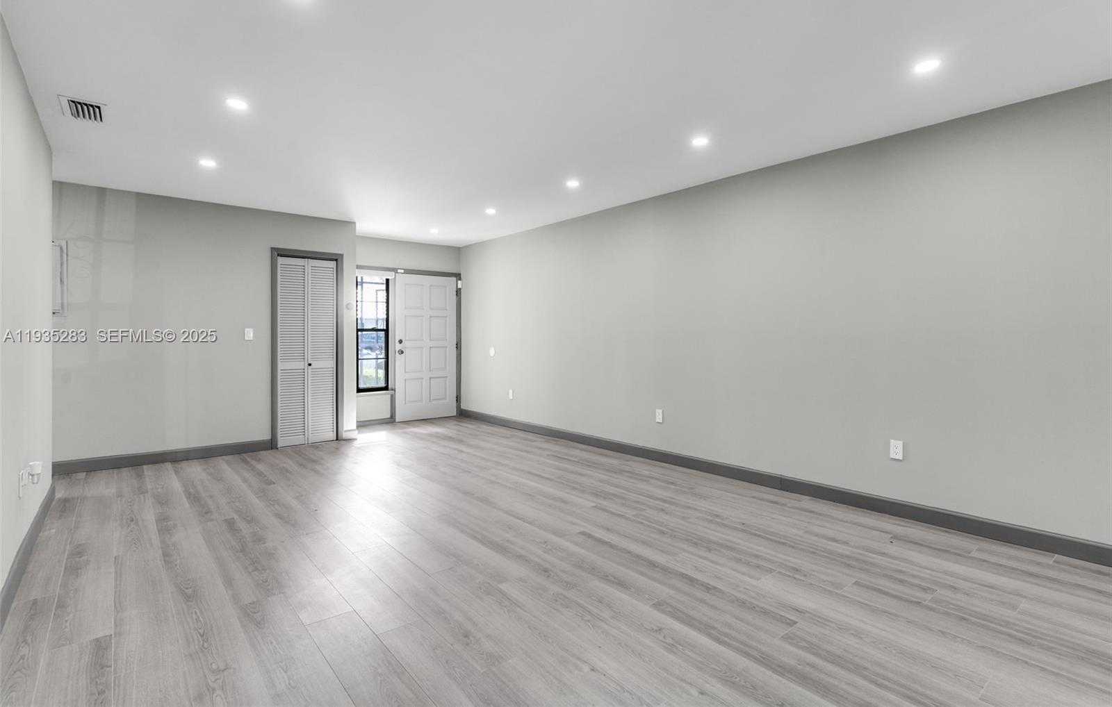 Small Image of 13755 SOUTH WEST 23RD TER, Miami Number 6