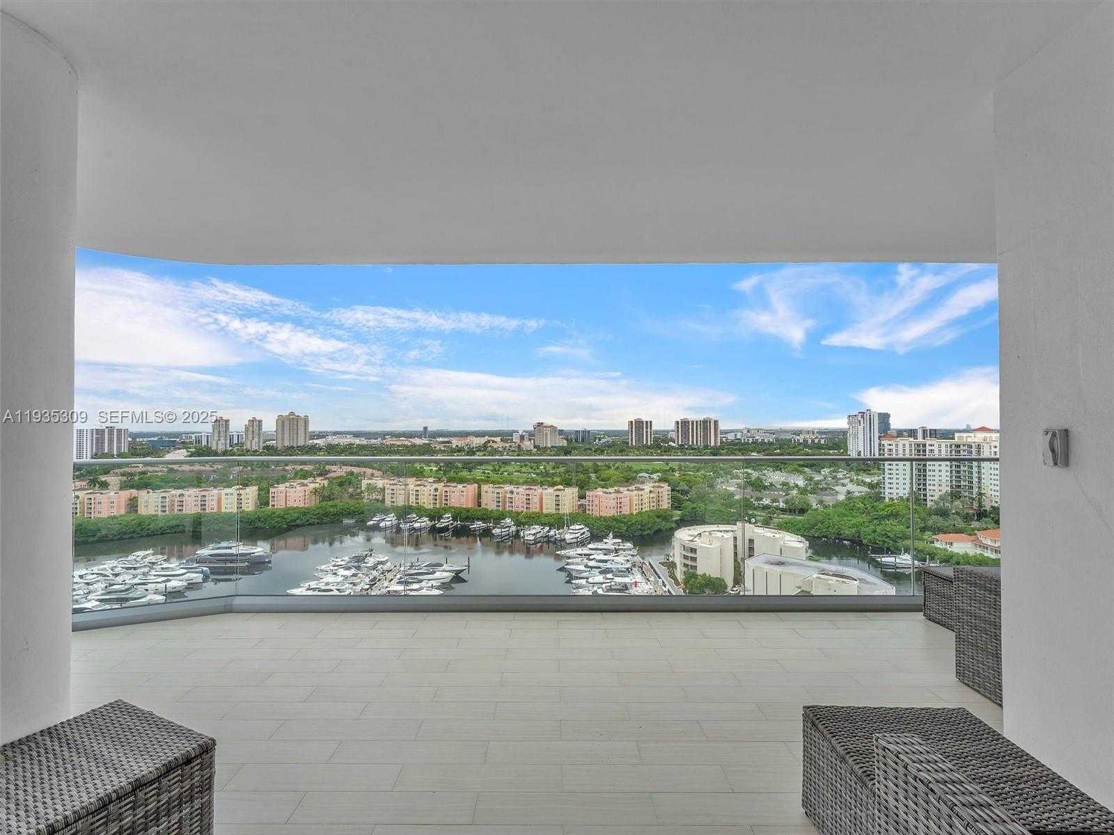 Small Image of 19707 TURNBERRY WAY #22D, Aventura Number 14