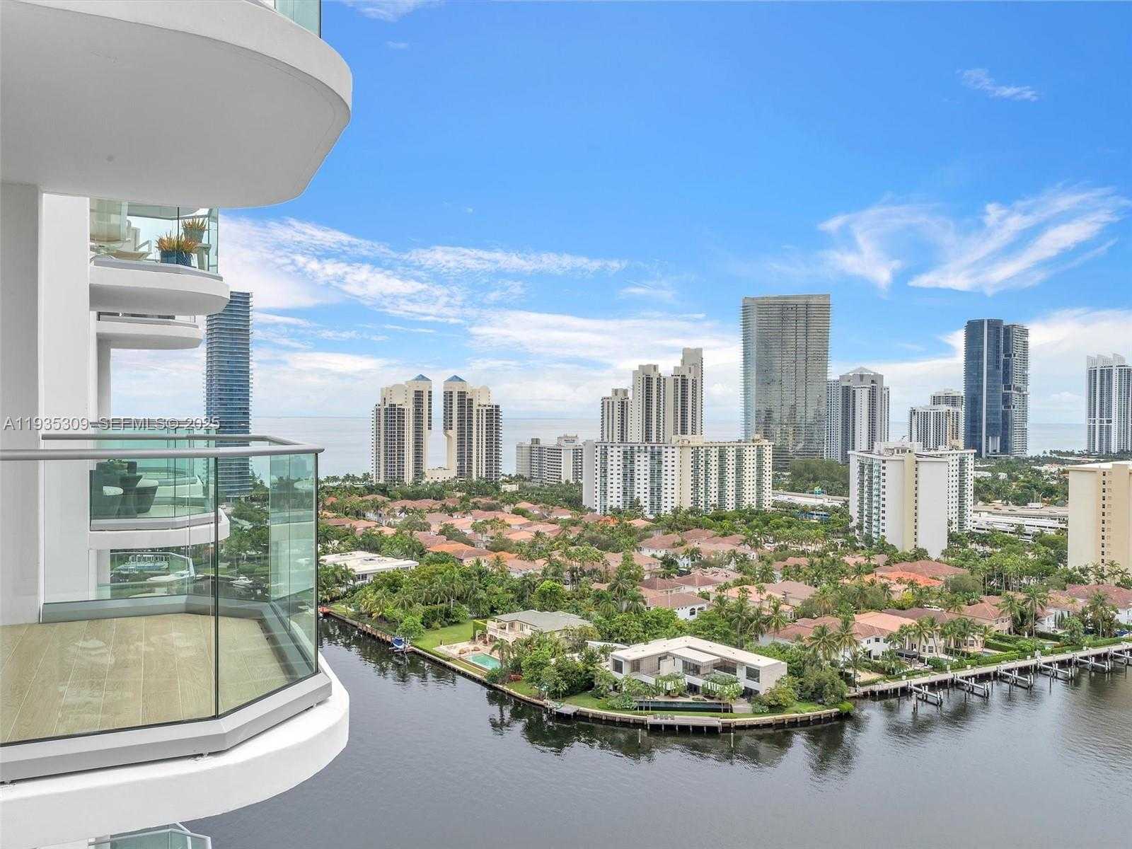 Small Image of 19707 TURNBERRY WAY #22D, Aventura Number 15