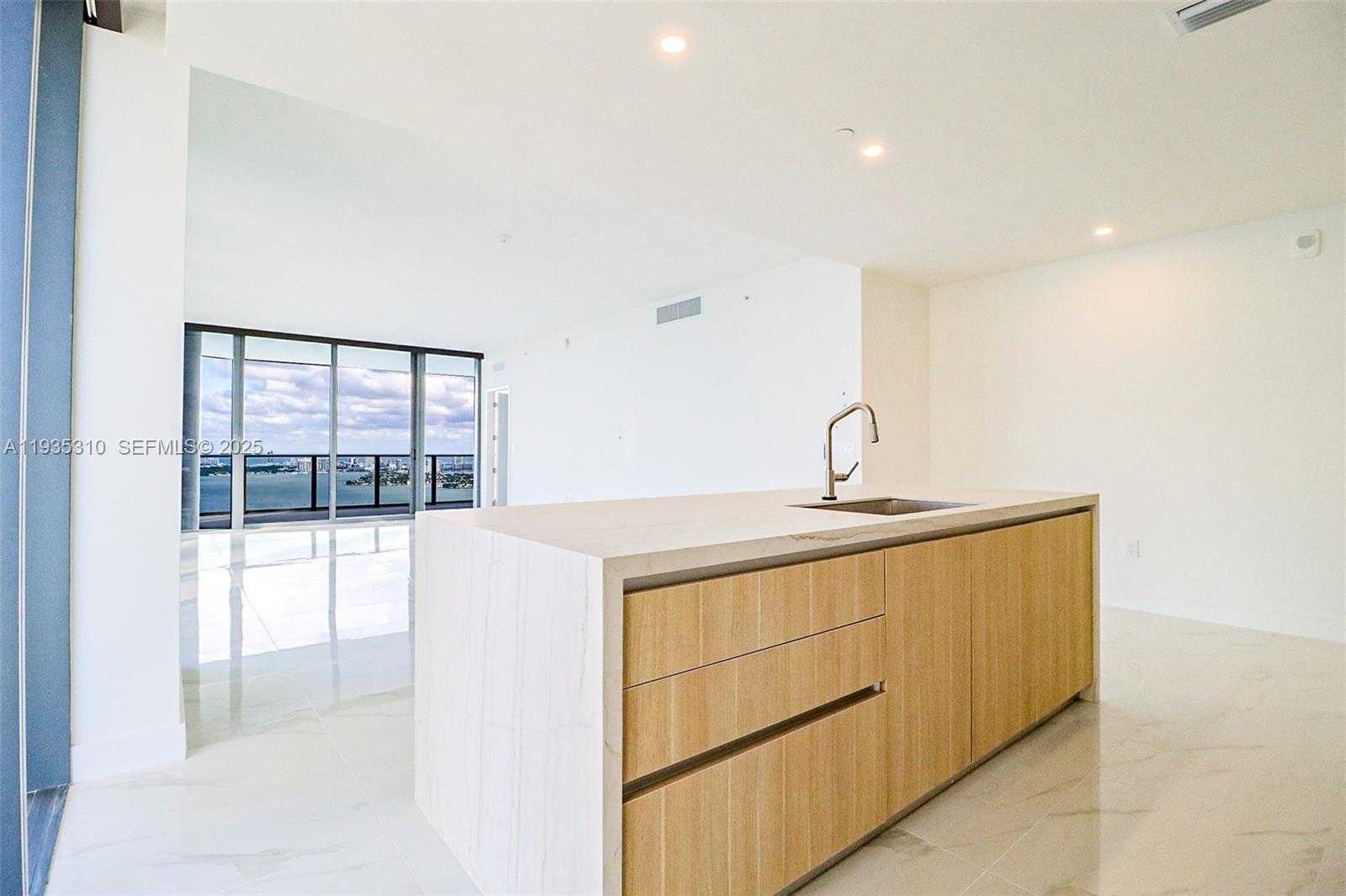 Small Image of 700 NORTH EAST 24 ST #4201, Miami Number 10