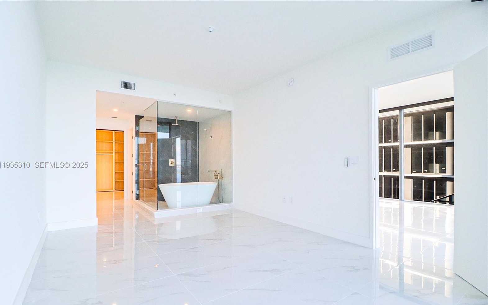 Small Image of 700 NORTH EAST 24 ST #4201, Miami Number 18