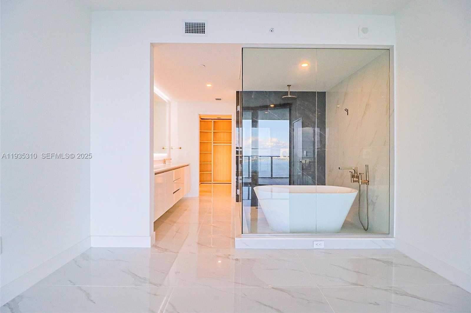 Small Image of 700 NORTH EAST 24 ST #4201, Miami Number 19