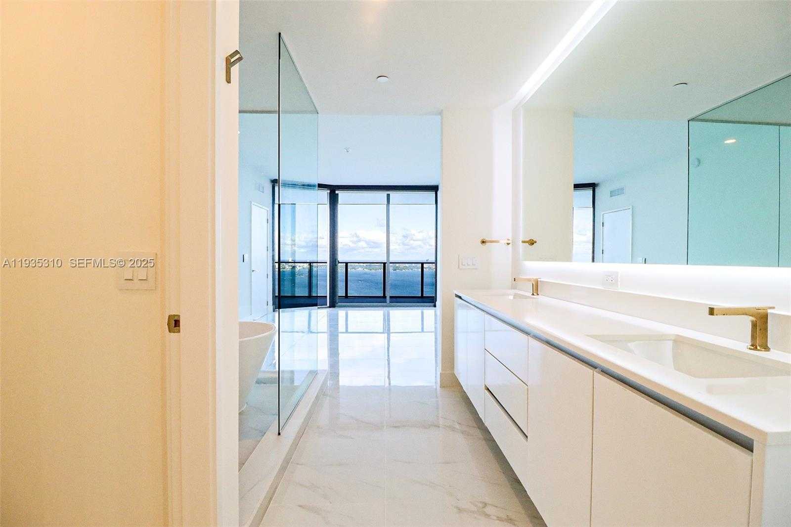 Small Image of 700 NORTH EAST 24 ST #4201, Miami Number 27