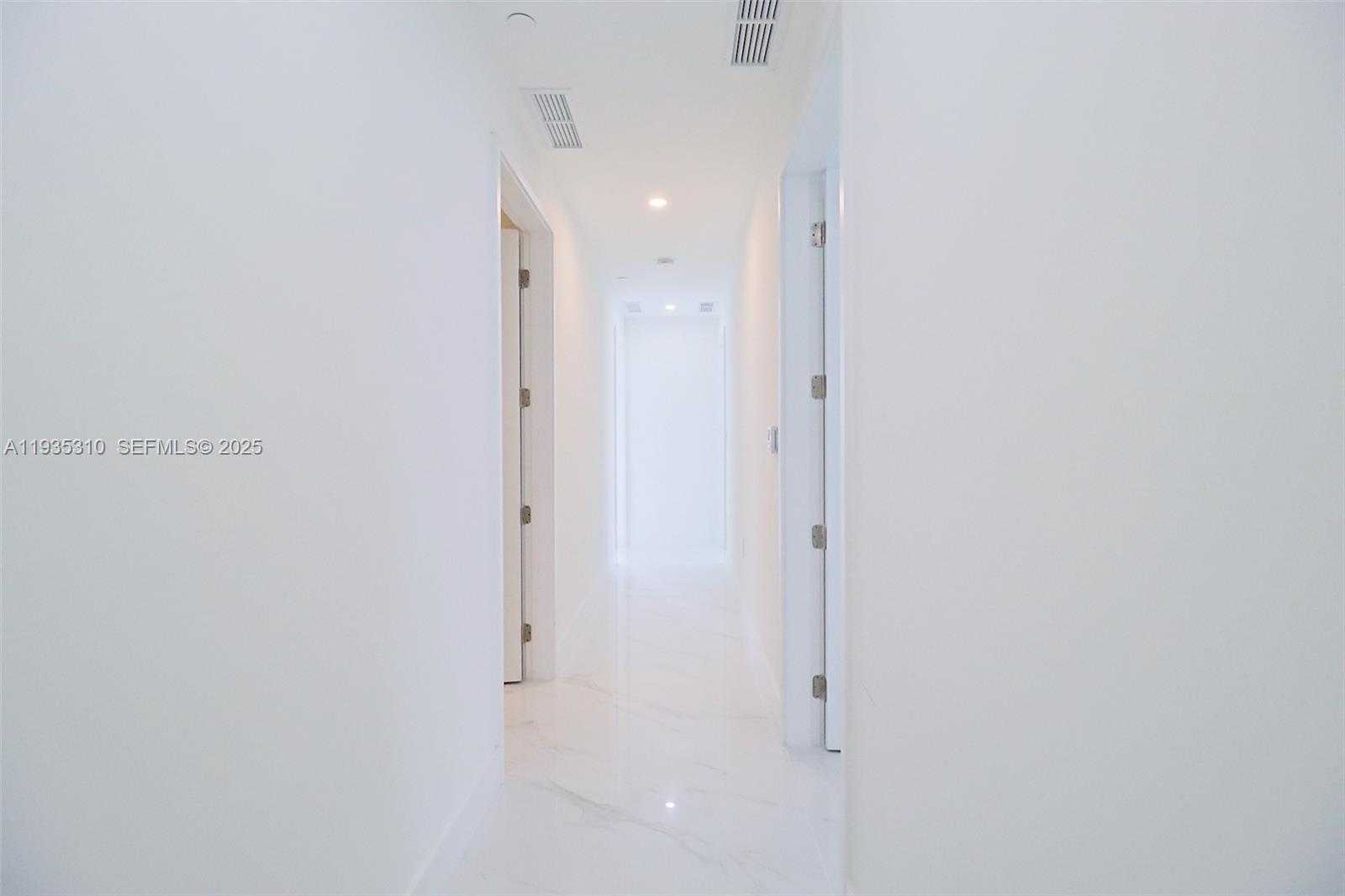 Small Image of 700 NORTH EAST 24 ST #4201, Miami Number 43