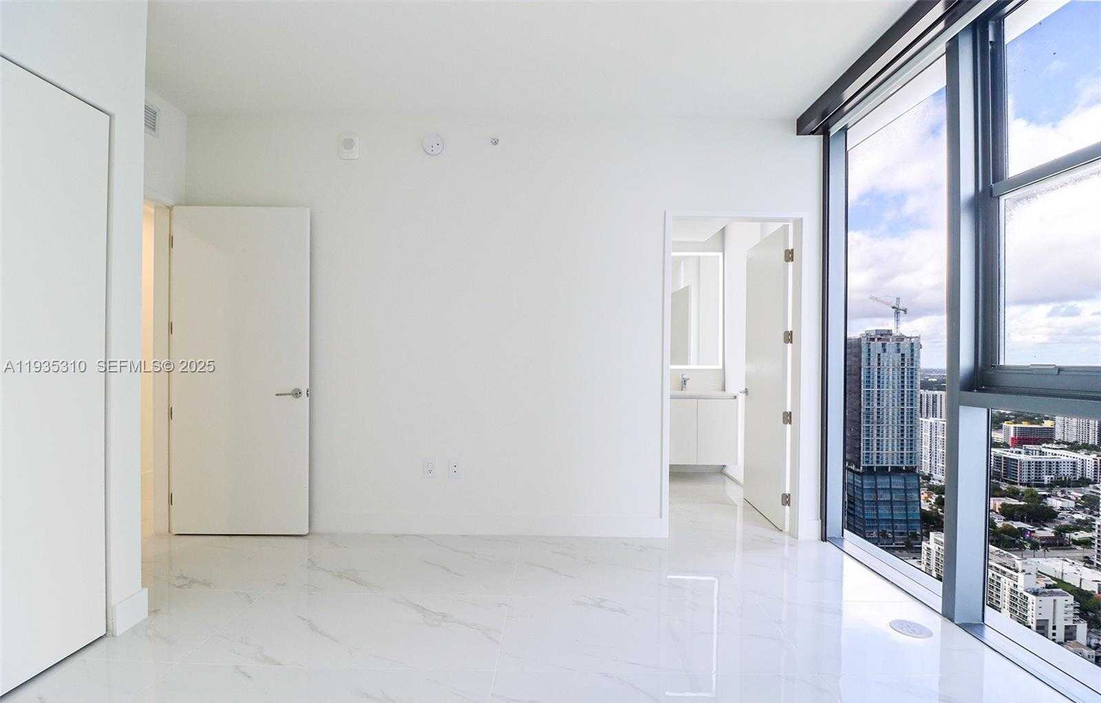 Small Image of 700 NORTH EAST 24 ST #4201, Miami Number 45