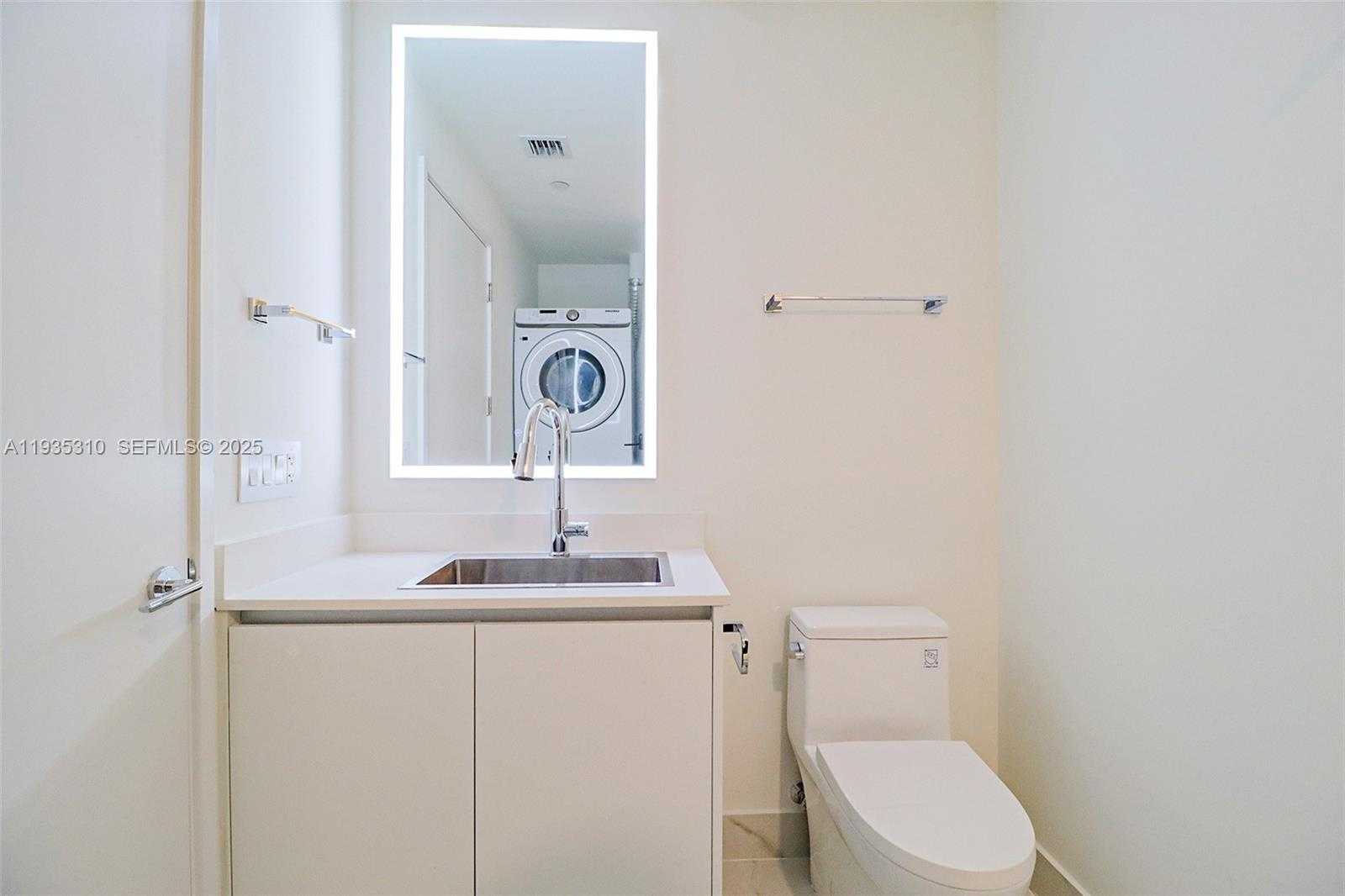 Small Image of 700 NORTH EAST 24 ST #4201, Miami Number 55