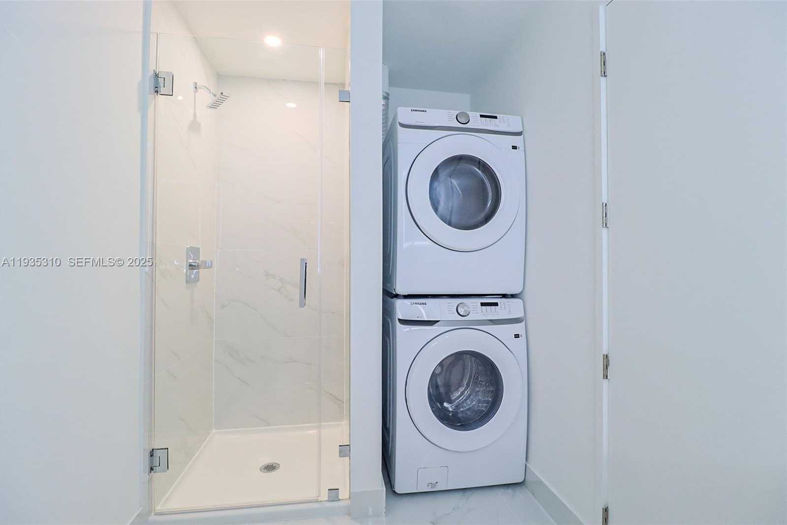 Small Image of 700 NORTH EAST 24 ST #4201, Miami Number 56