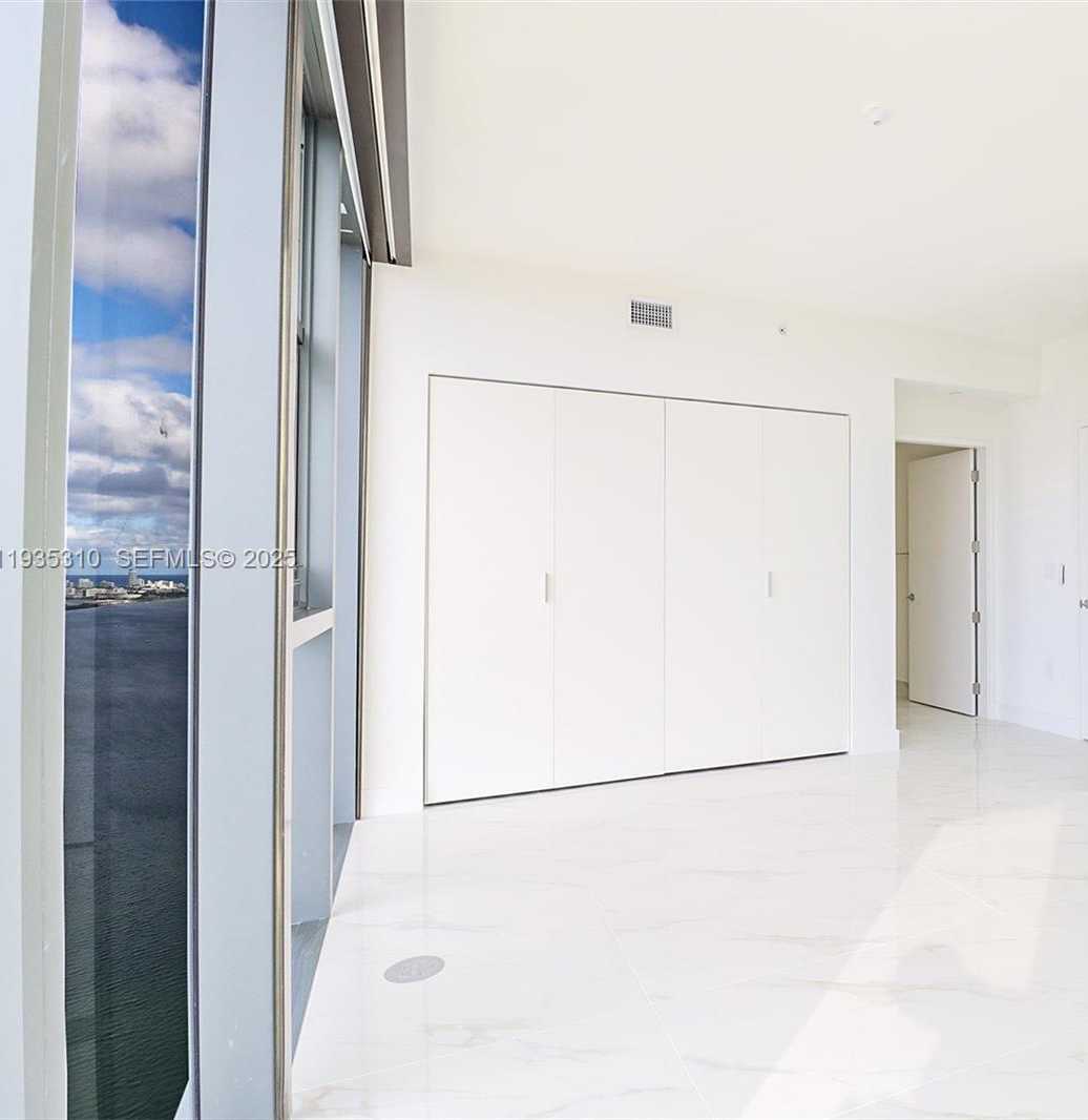 Small Image of 700 NORTH EAST 24 ST #4201, Miami Number 65