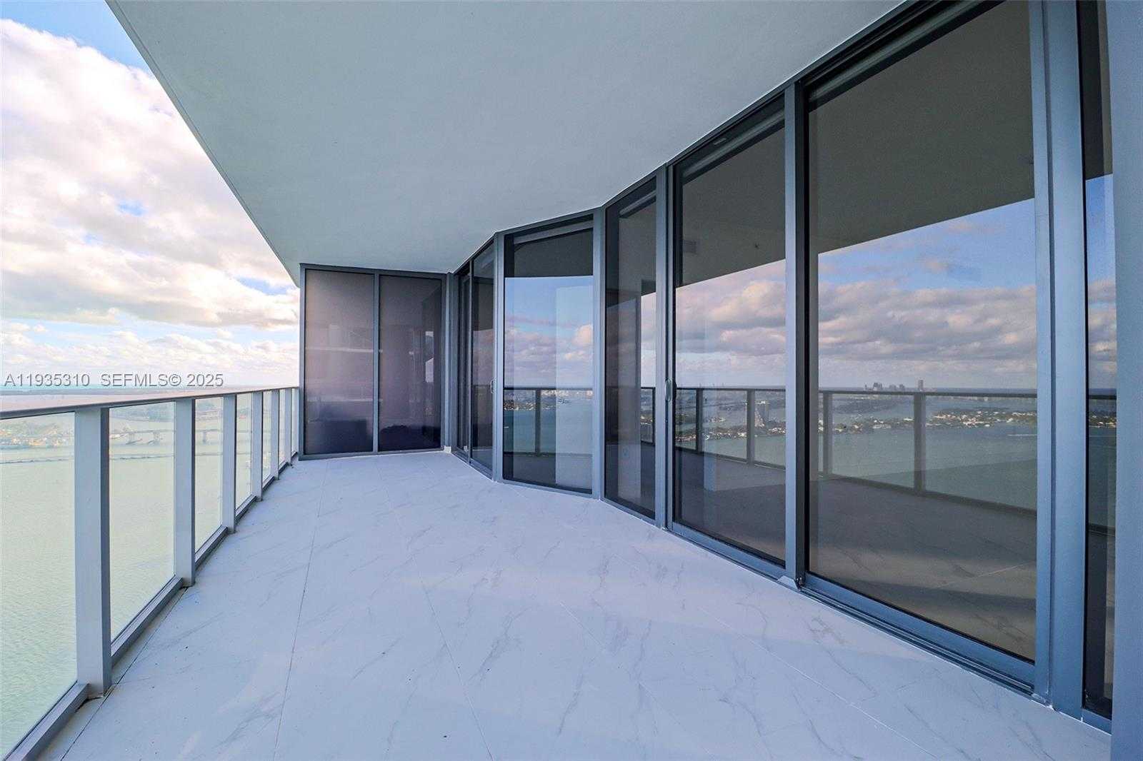 Small Image of 700 NORTH EAST 24 ST #4201, Miami Number 71