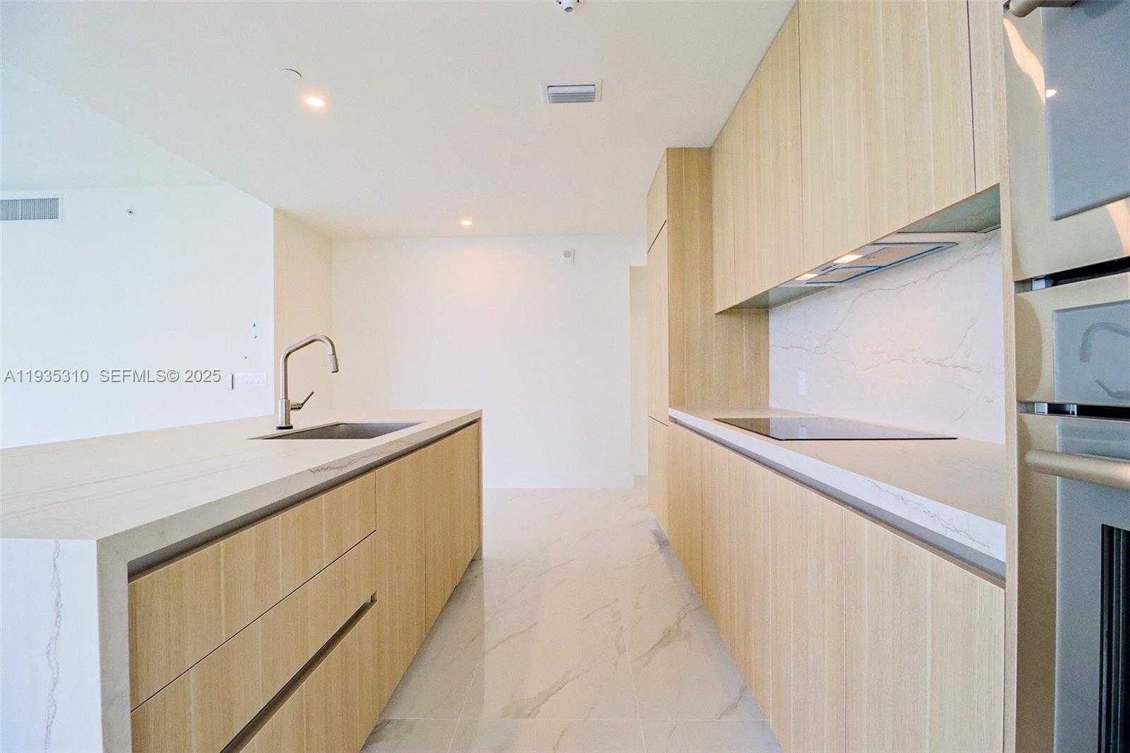 Small Image of 700 NORTH EAST 24 ST #4201, Miami Number 8