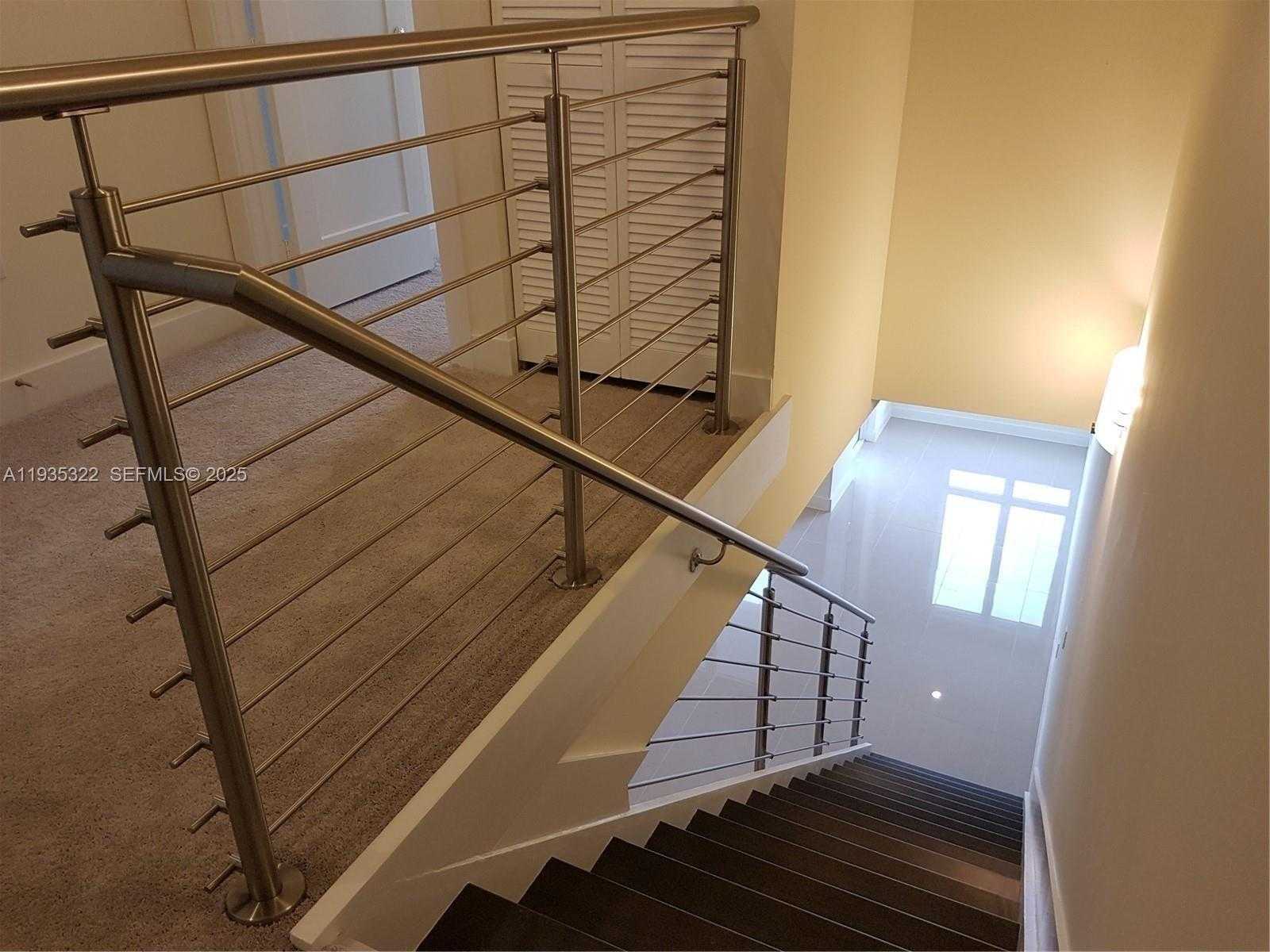 Small Image of 10245 NORTH WEST 63RD TER #209, Doral Number 12