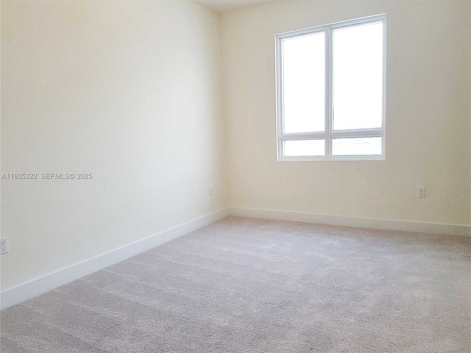 Small Image of 10245 NORTH WEST 63RD TER #209, Doral Number 17