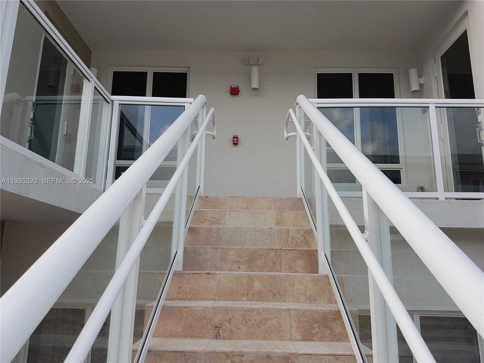 Small Image of 10245 NORTH WEST 63RD TER #209, Doral Number 25