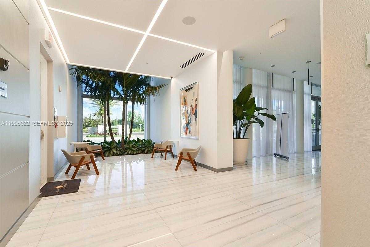 Small Image of 10245 NORTH WEST 63RD TER #209, Doral Number 35