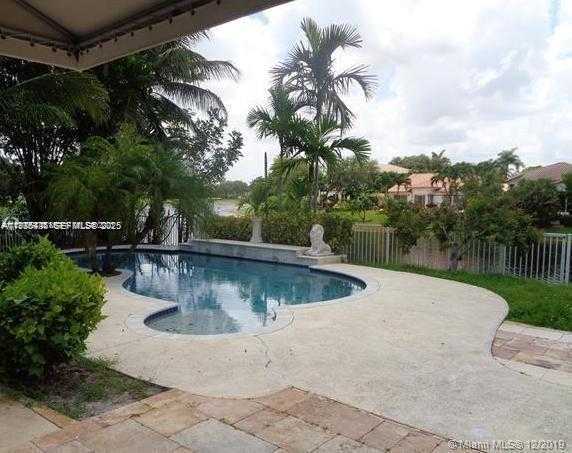 Small Image of 3013 WOODLANDS DR #3013, Margate Number 26