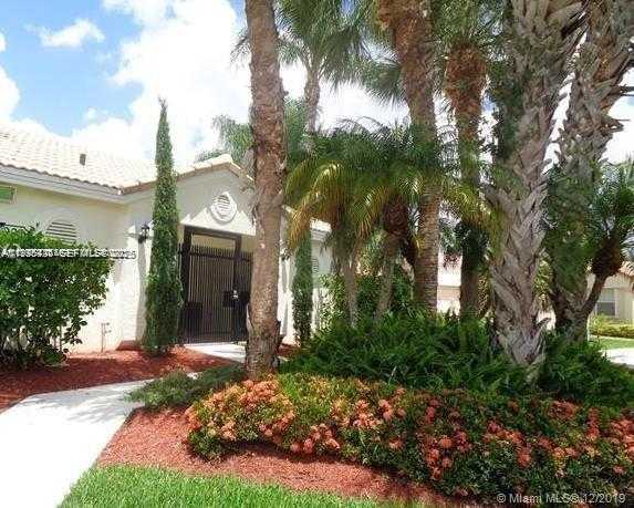 Small Image of 3013 WOODLANDS DR #3013, Margate Number 29