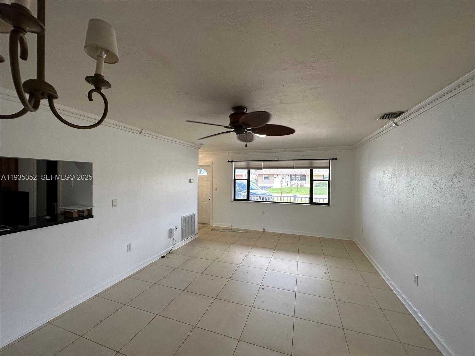 Small Image of 7880 NORTH WEST 11TH ST, Pembroke Pines Number 13