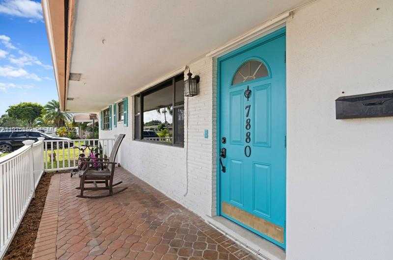 Small Image of 7880 NORTH WEST 11TH ST, Pembroke Pines Number 19