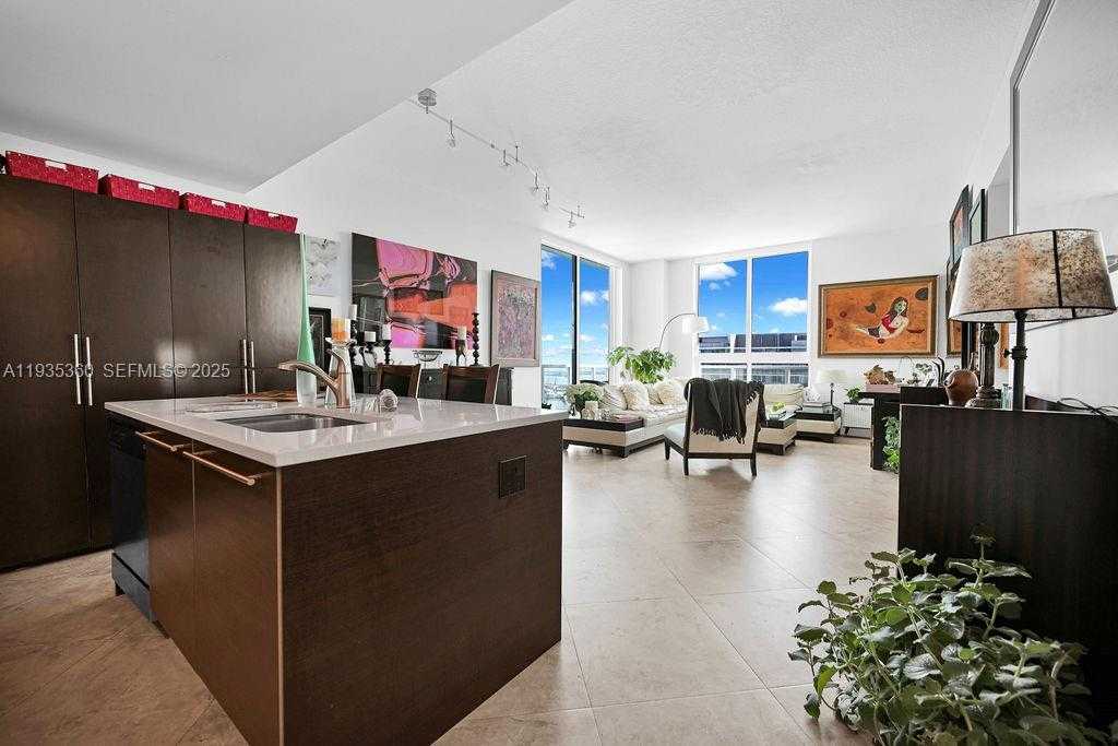 Small Image of 1900 NORTH BAYSHORE DR #5103, Miami Number 10