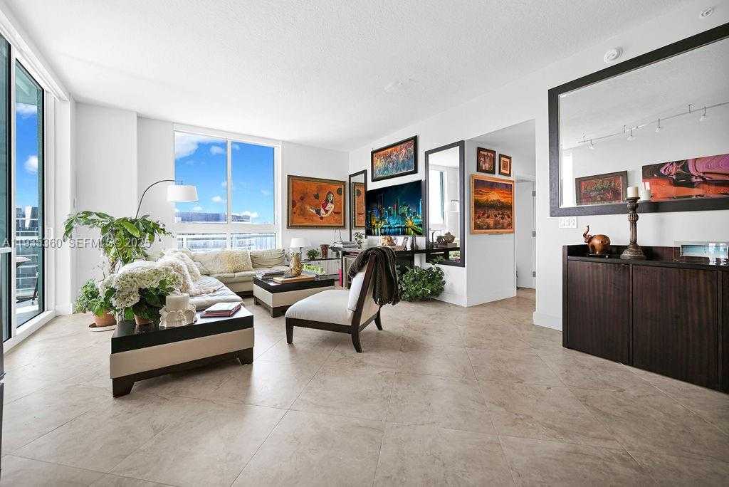 Small Image of 1900 NORTH BAYSHORE DR #5103, Miami Number 2