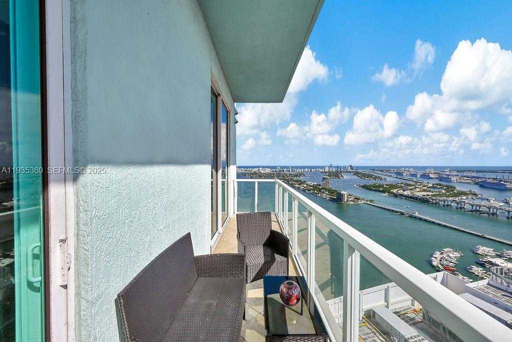 Small Image of 1900 NORTH BAYSHORE DR #5103, Miami Number 35