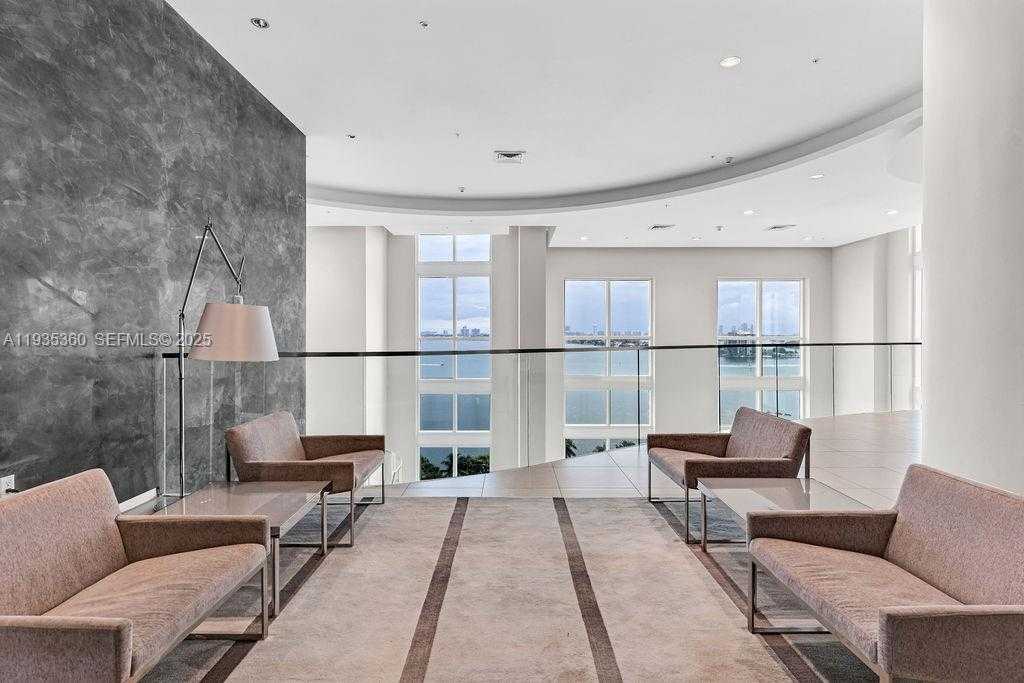 Small Image of 1900 NORTH BAYSHORE DR #5103, Miami Number 43