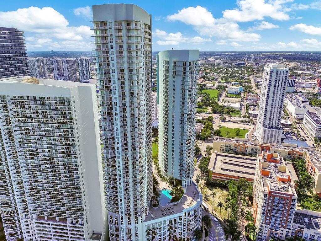 Small Image of 1900 NORTH BAYSHORE DR #5103, Miami Number 59