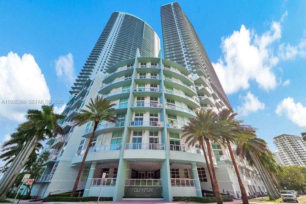 Small Image of 1900 NORTH BAYSHORE DR #5103, Miami Number 77
