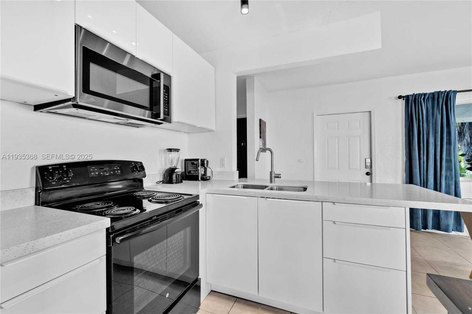 Small Image of 1021 NORTH WEST 23RD AVE #1023, Miami Number 6