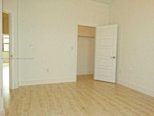 Small Image of 754 NORTH EAST 191ST TER, Miami Number 14