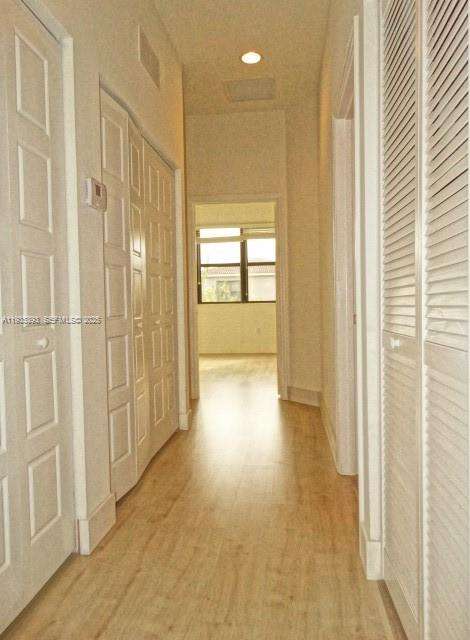 Small Image of 754 NORTH EAST 191ST TER, Miami Number 15