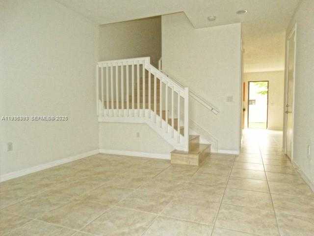 Small Image of 754 NORTH EAST 191ST TER, Miami Number 9