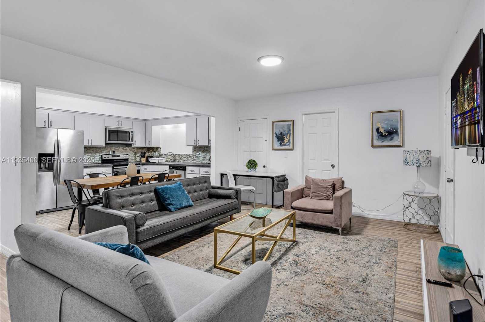 Small Image of 977 SOUTH WEST 10TH ST #927, Miami Number 3