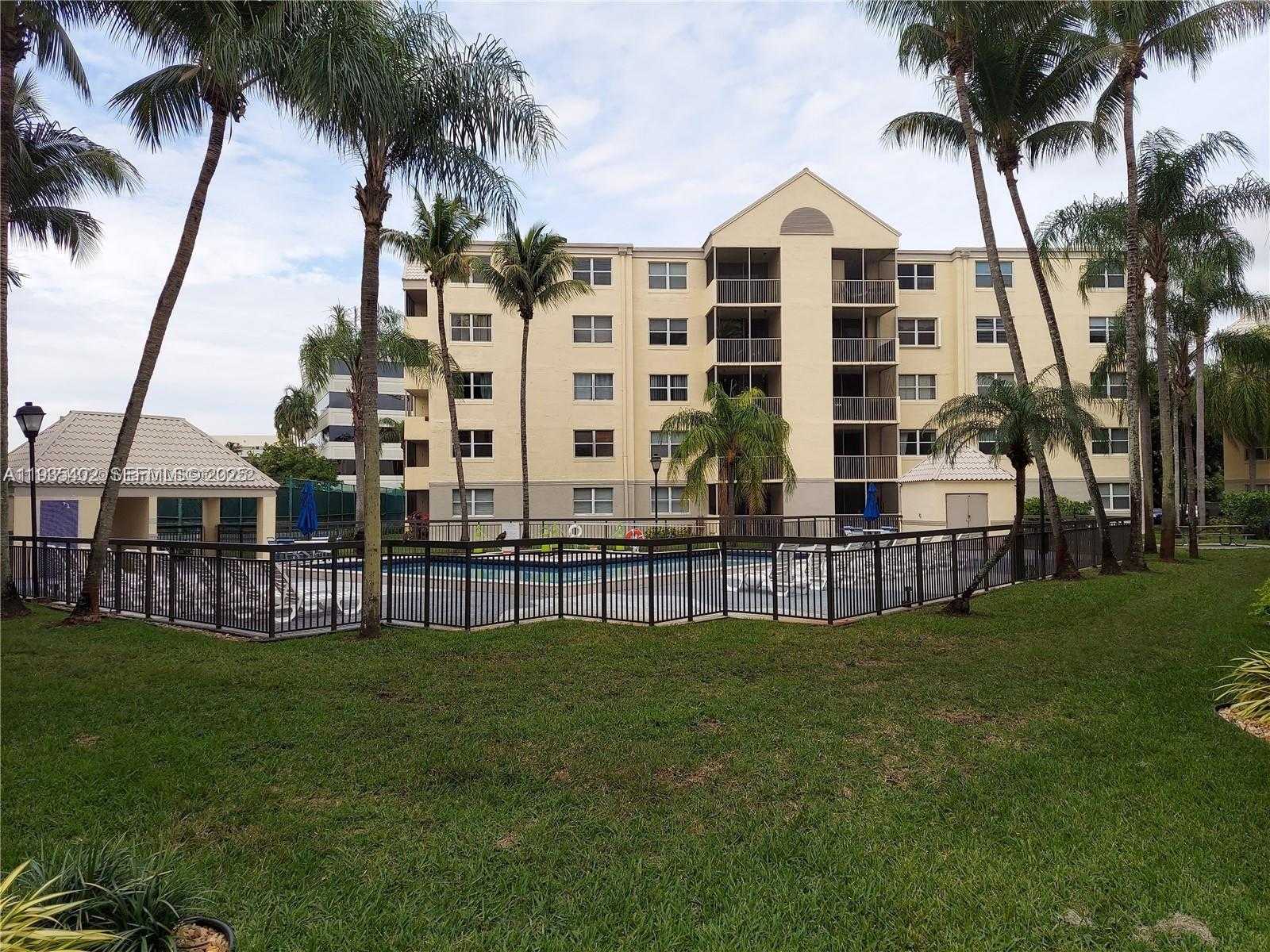 Small Image of 8120 GENEVA CT #554, Doral Number 8