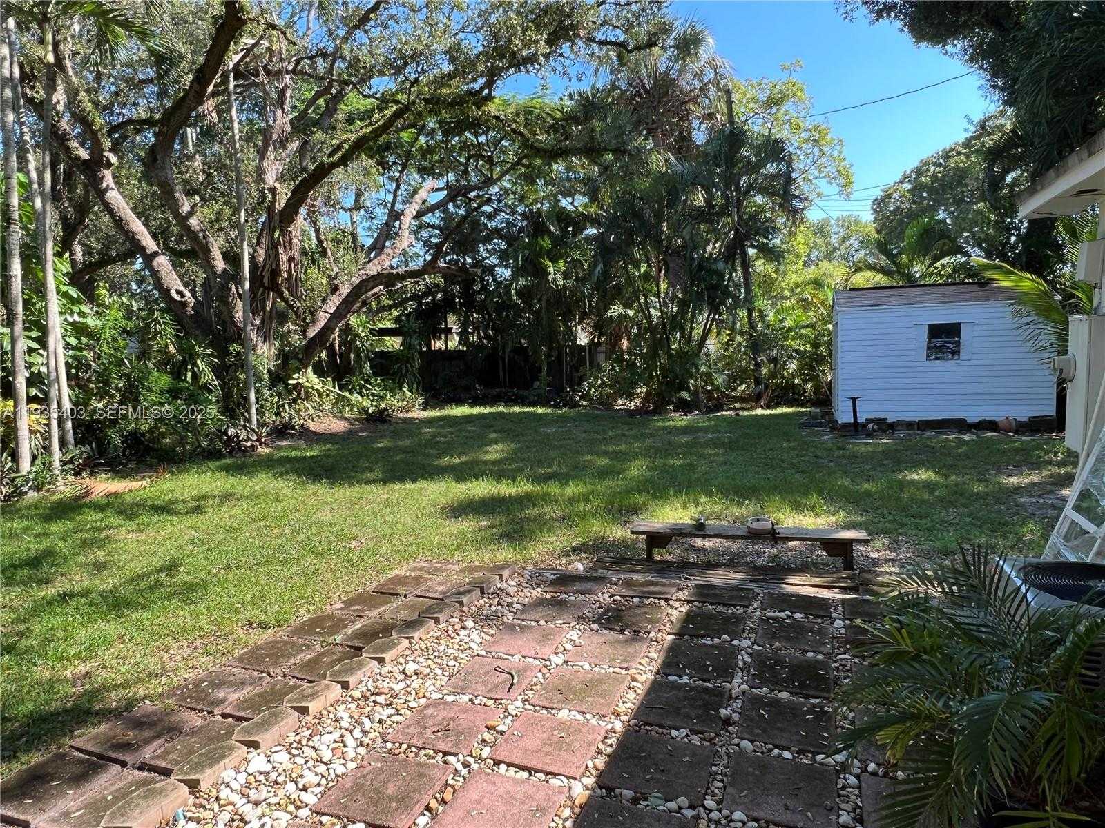 Small Image of 606 SOUTH WEST 11TH ST, Fort Lauderdale Number 16
