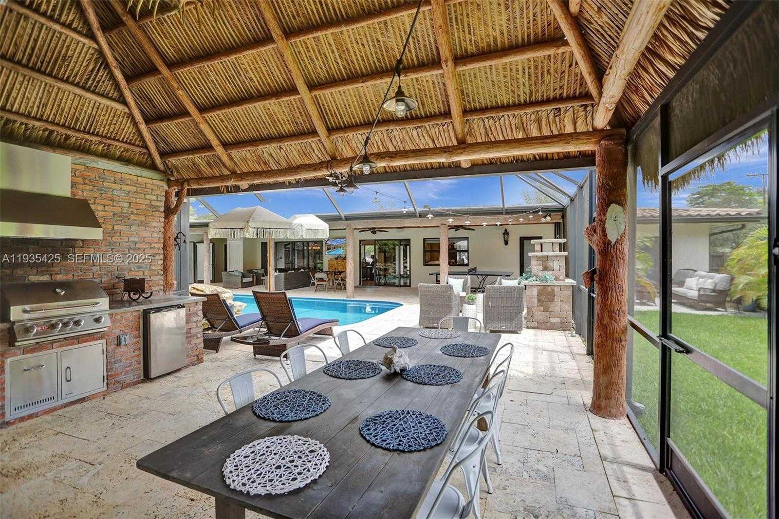 Small Image of 9890 SOUTH WEST 138TH ST, Miami Number 33