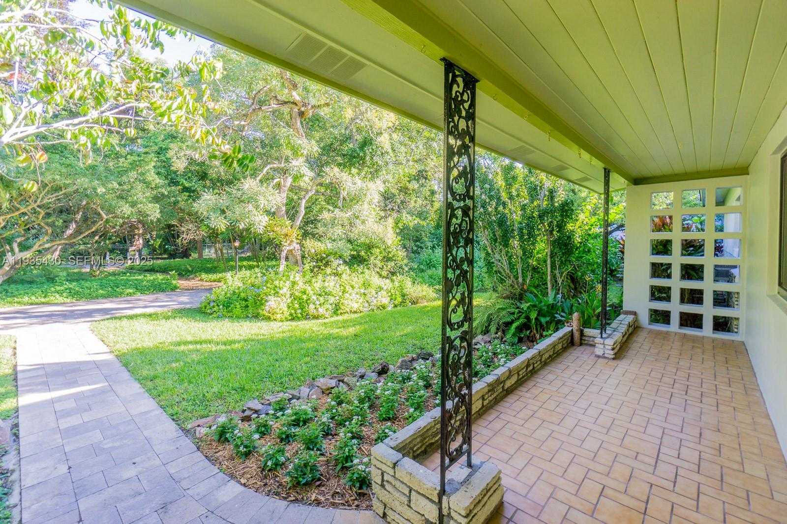 Small Image of 6290 SOUTH WEST 86TH ST, Miami Number 2