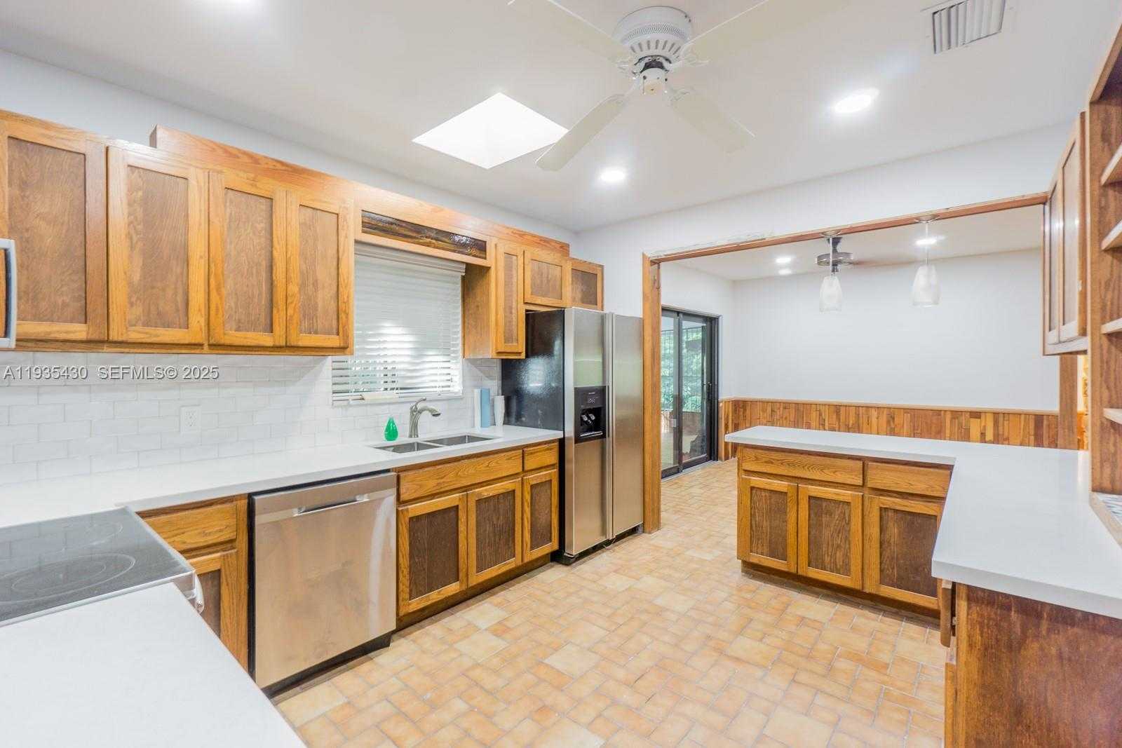 Small Image of 6290 SOUTH WEST 86TH ST, Miami Number 5