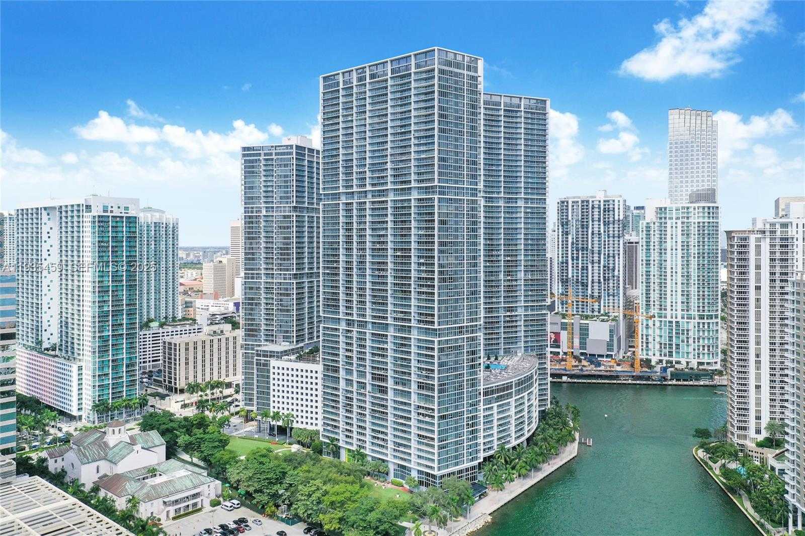 Small Image of 475 BRICKELL AVE #3314, Miami Number 2