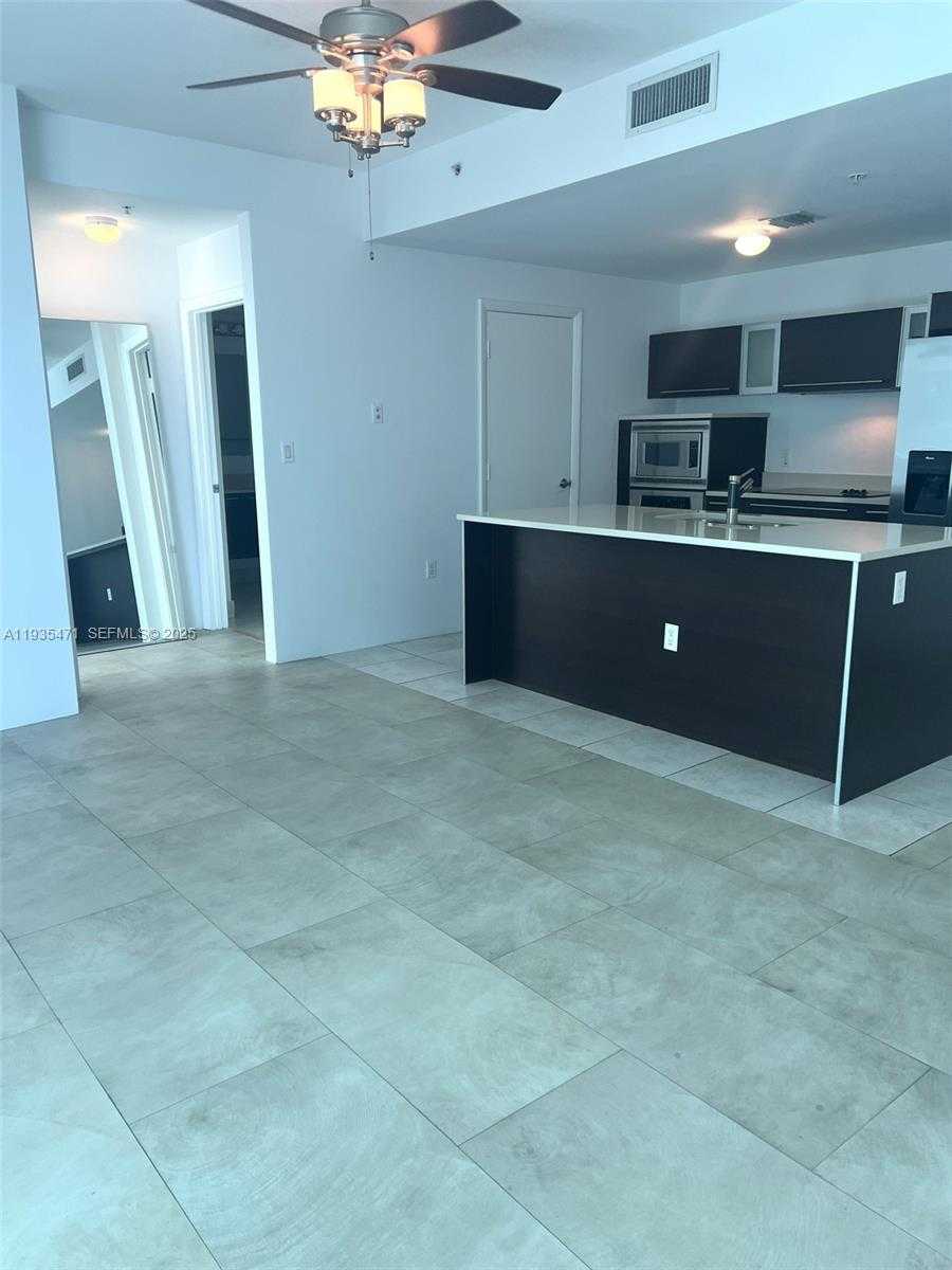 Small Image of 1900 NORTH BAYSHORE DR #2117, Miami Number 18