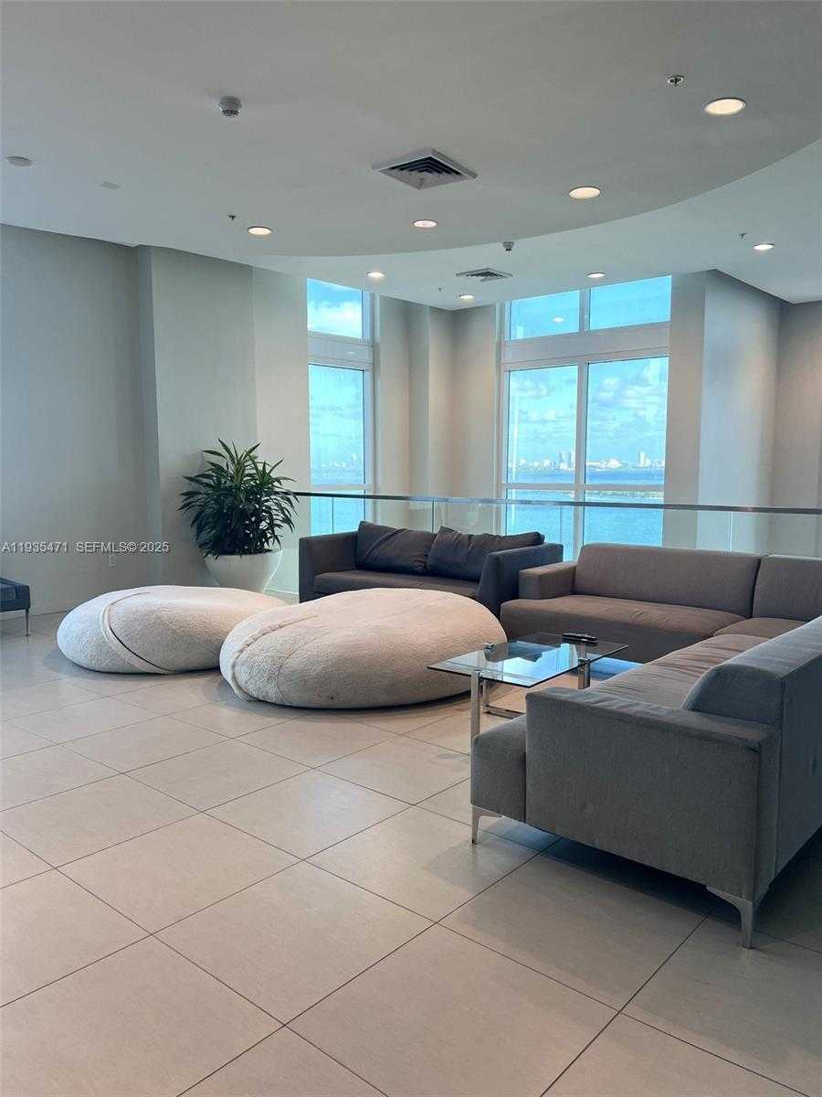 Small Image of 1900 NORTH BAYSHORE DR #2117, Miami Number 7