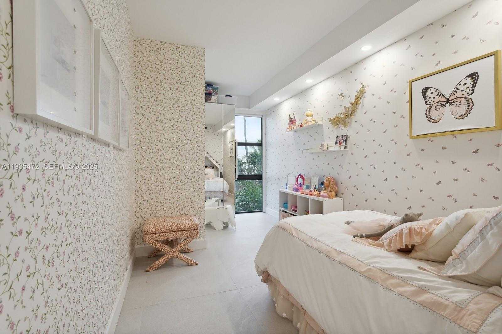 Small Image of 1111 CRANDON BLVD #B101, Key Biscayne Number 6