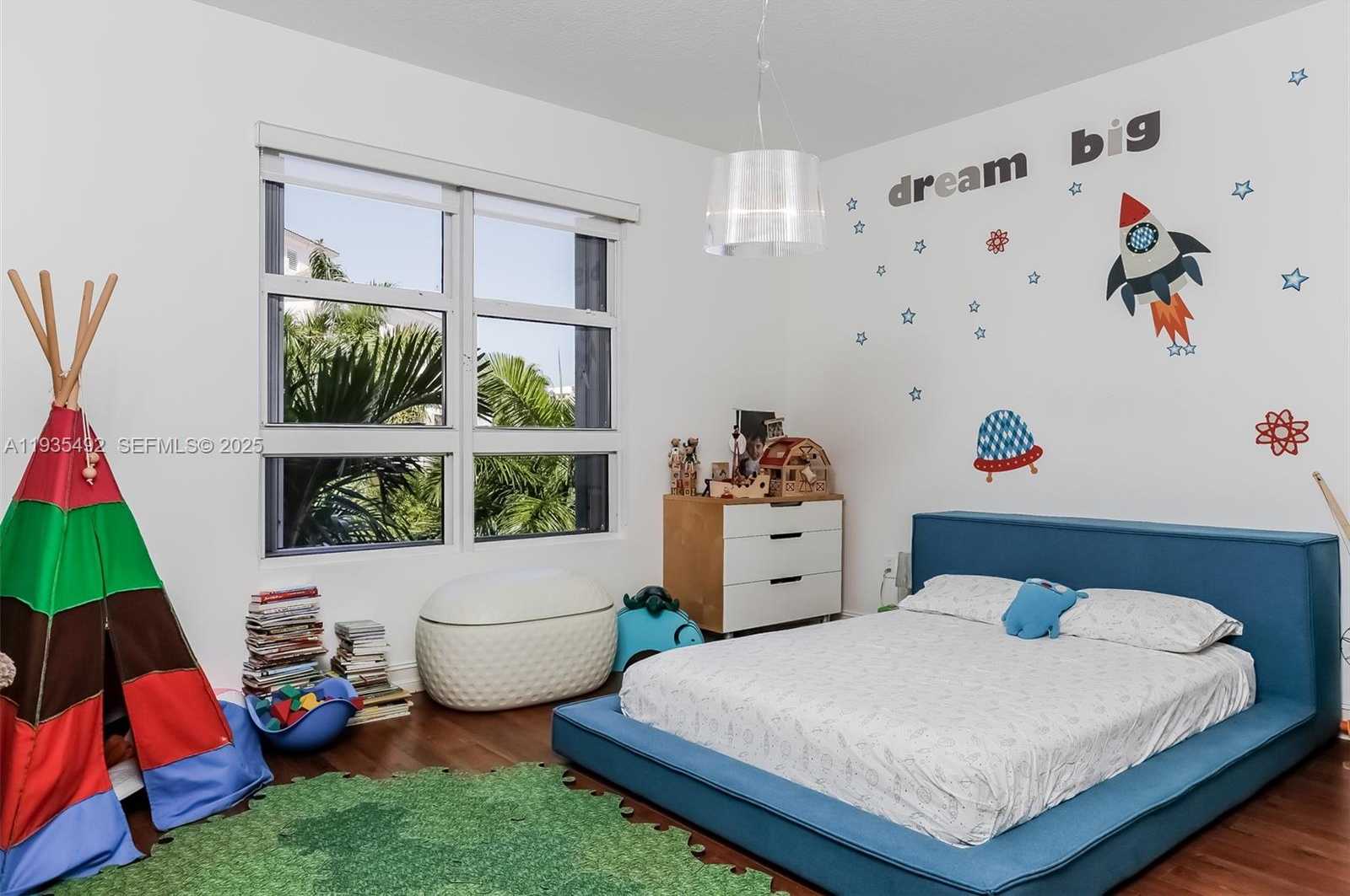 Small Image of 747 CRANDON BLVD #410, Key Biscayne Number 19