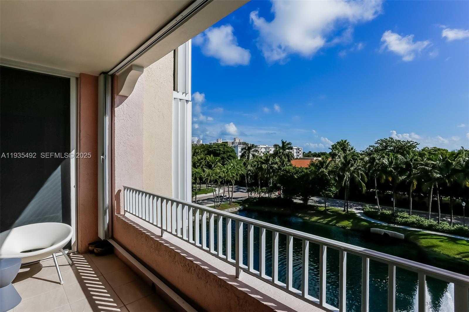 Small Image of 747 CRANDON BLVD #410, Key Biscayne Number 2