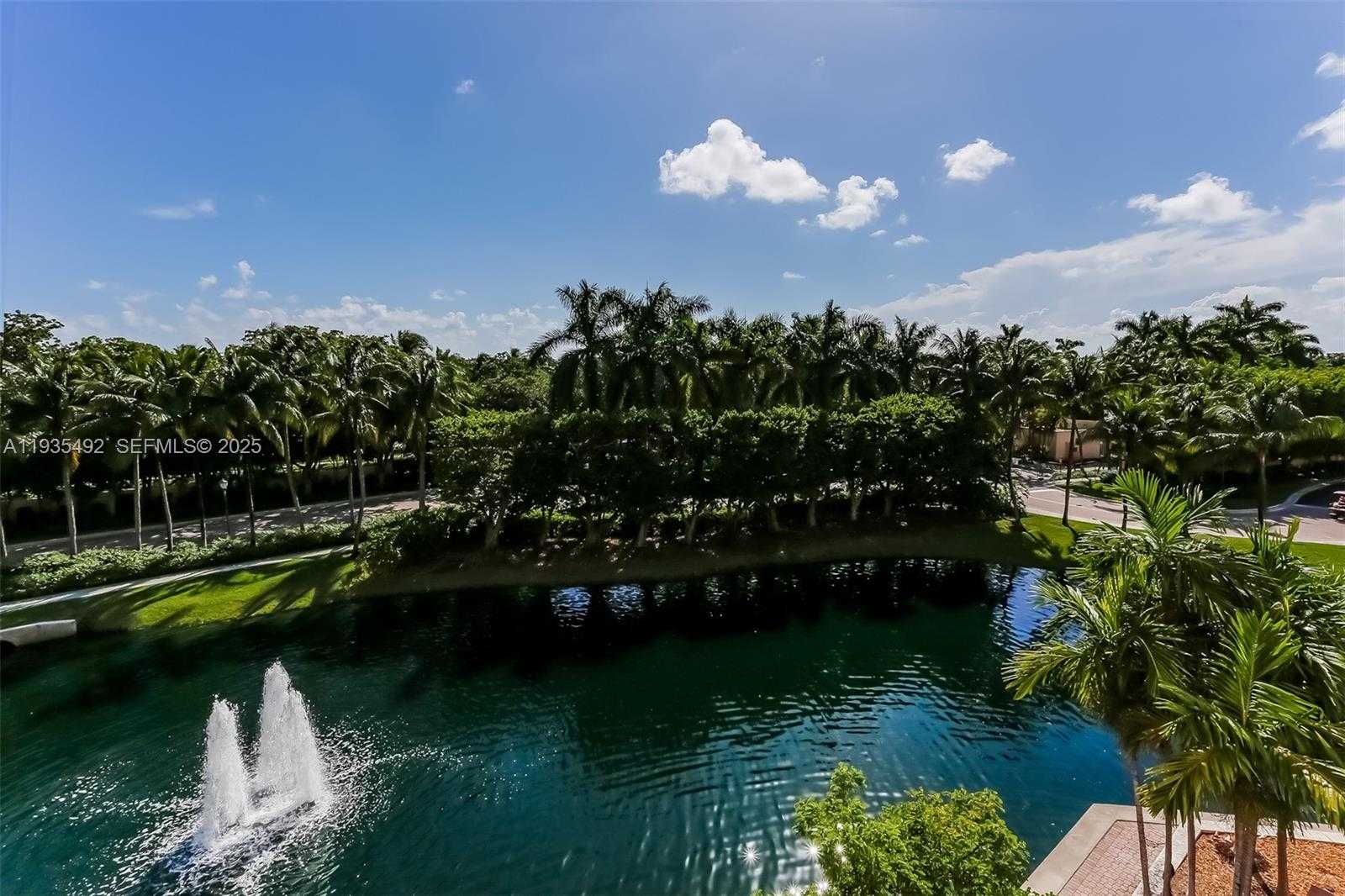 Small Image of 747 CRANDON BLVD #410, Key Biscayne Number 23