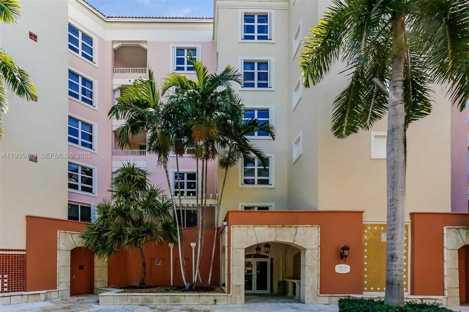 Small Image of 747 CRANDON BLVD #410, Key Biscayne Number 24