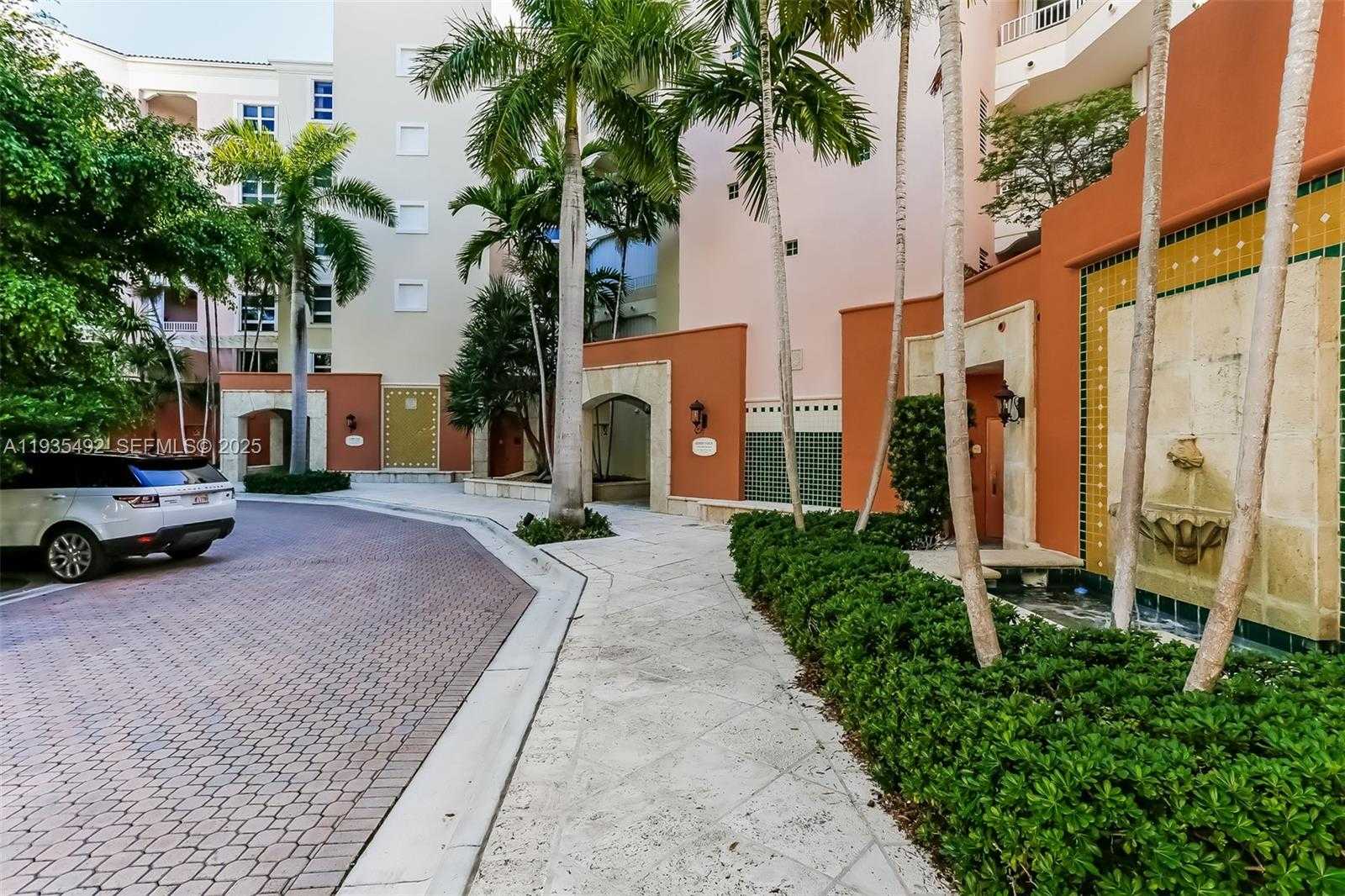 Small Image of 747 CRANDON BLVD #410, Key Biscayne Number 29